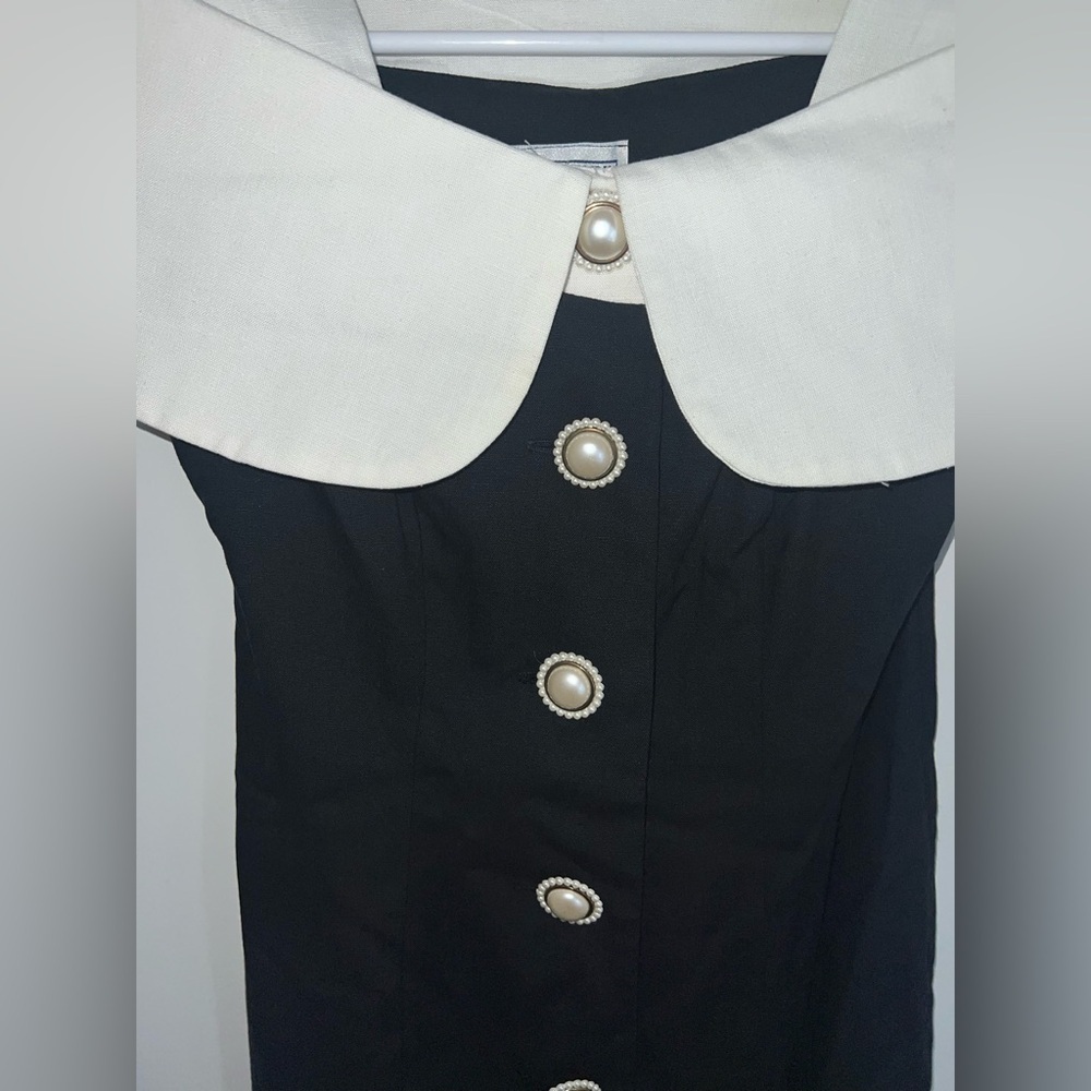 Vintage Jessica Howard Elegant Black and White Dress with Button Detail - Picture 3 of 13